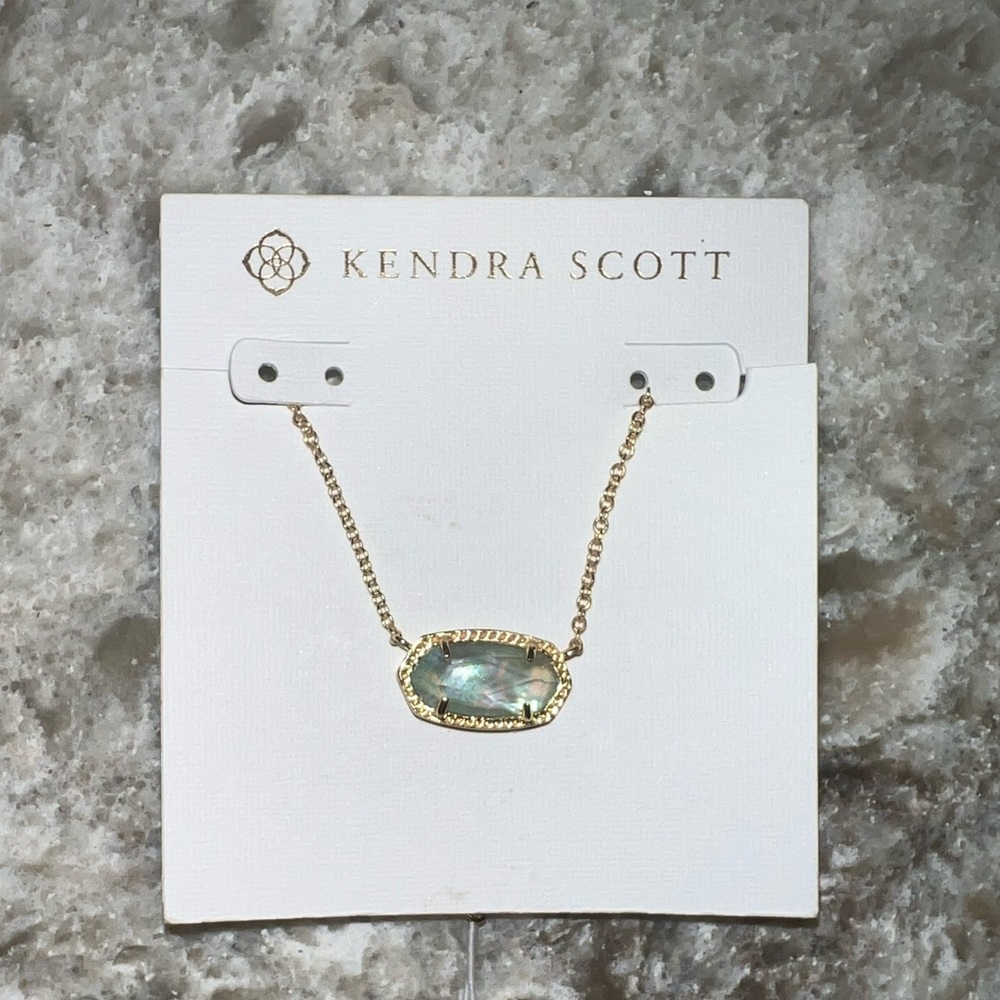 Kendra Scott Necklace